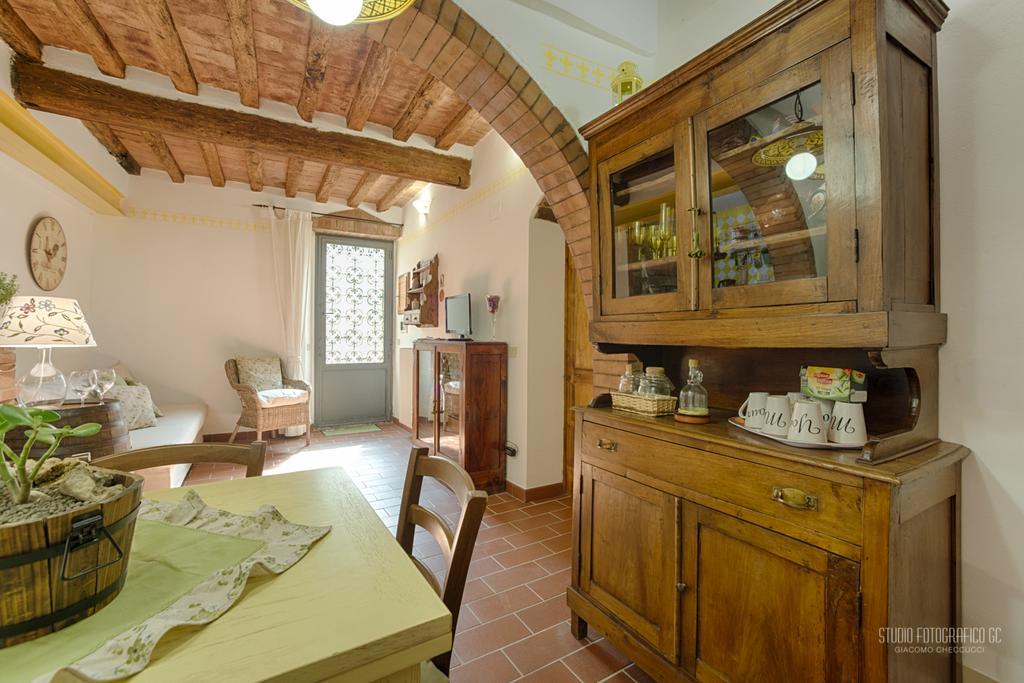 Tognazzi Casa Vacanze - Casa Il Giglio تْشيرتالدو المظهر الخارجي الصورة